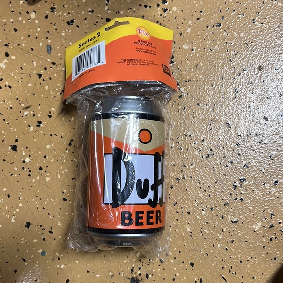 Brand New Simpsons Playing Cards in Collectable Can - Picture 2 of 3